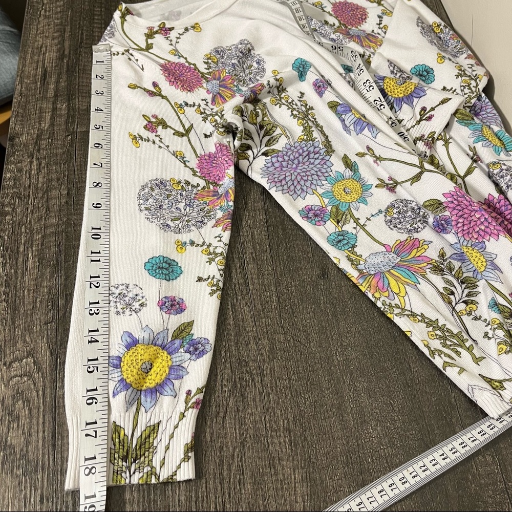 NWOT Joseph A. Floral Long Sleeve Lightweight Sweater, Size L - Picture 9 of 11
